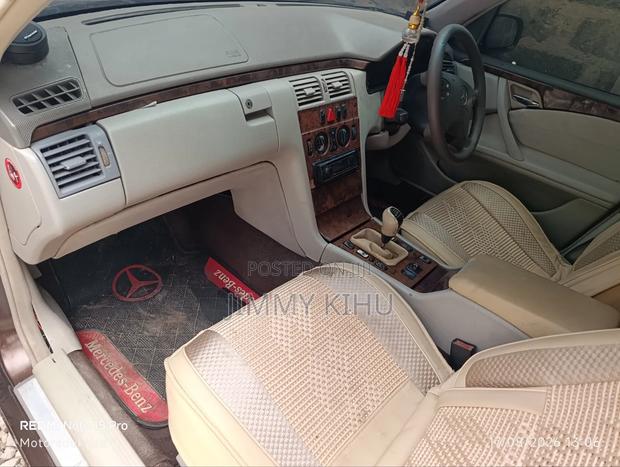 Mercedes-Benz E200 2003 Brown