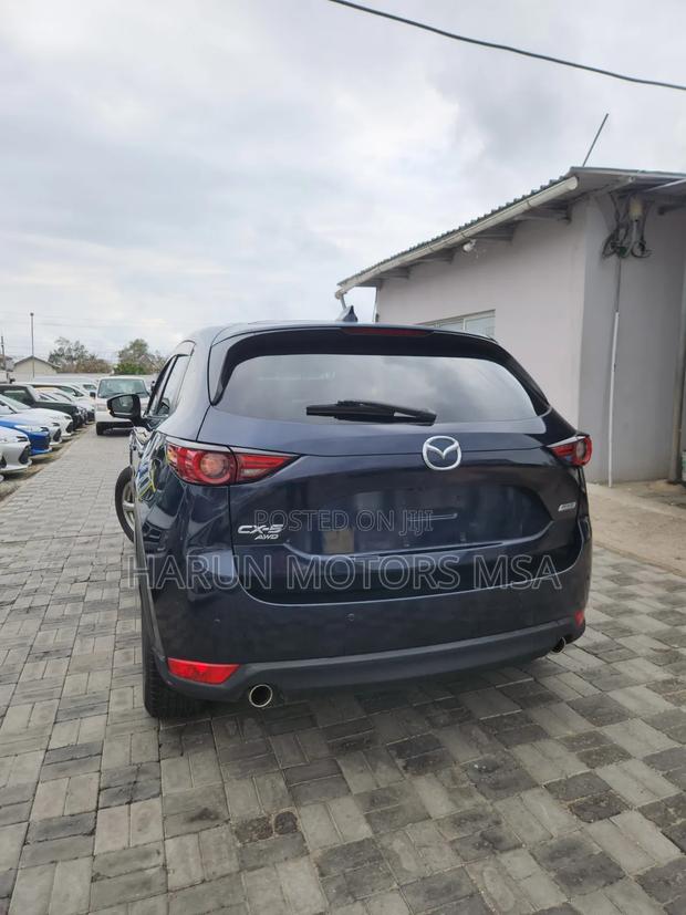 Mazda CX-5 2019 Blue