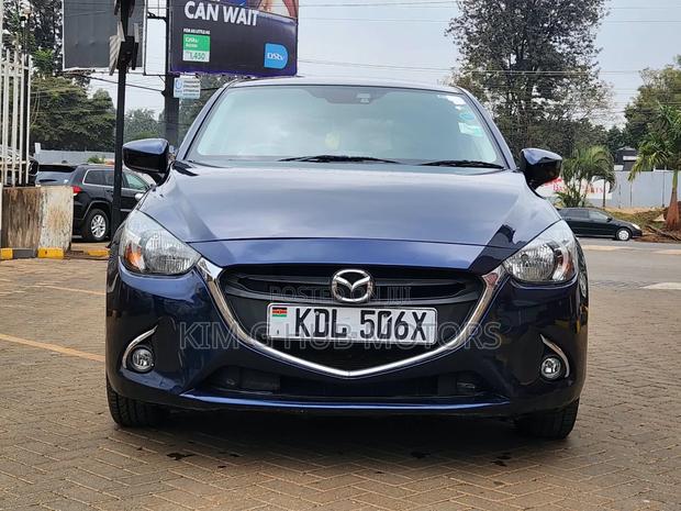 Mazda Demio 2016 Blue