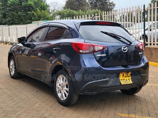 Mazda Demio 2016 Blue