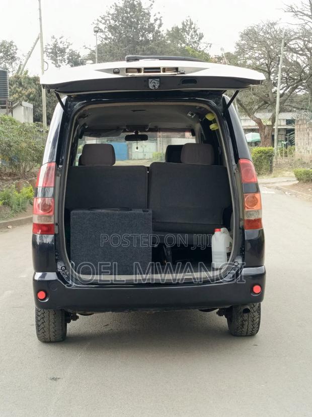 Toyota Noah 2005 Black