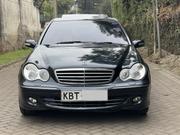 Mercedes-Benz C200 2005 Black for sale