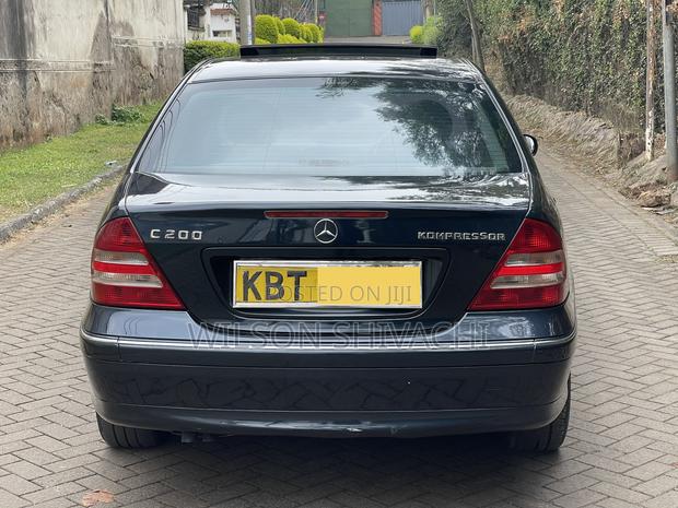 Mercedes-Benz C200 2005 Black