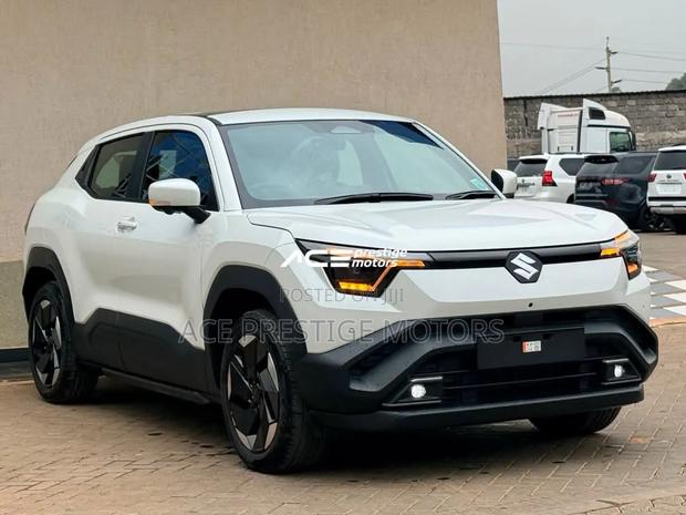Suzuki Vitara 2025 White