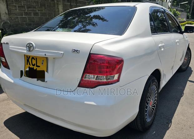 Toyota Axio 2010 White