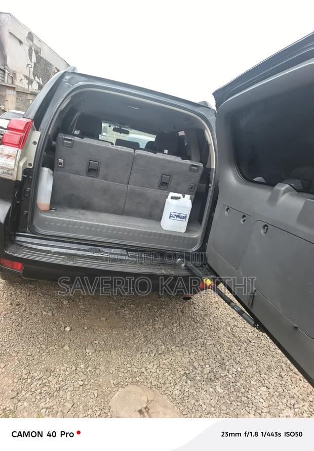 Toyota Land Cruiser Prado 2013 Black