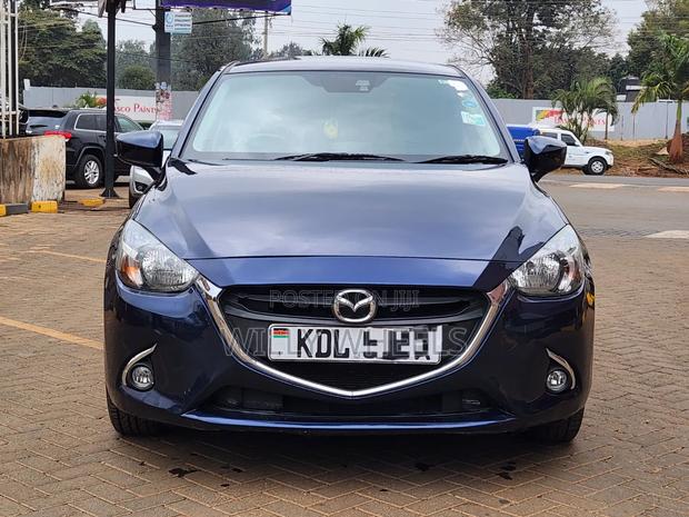 Mazda Demio 2016 Blue