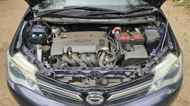 Toyota Corolla Fielder 2012 Gray