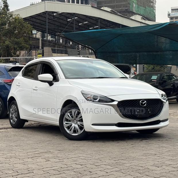Mazda 2 2020 White