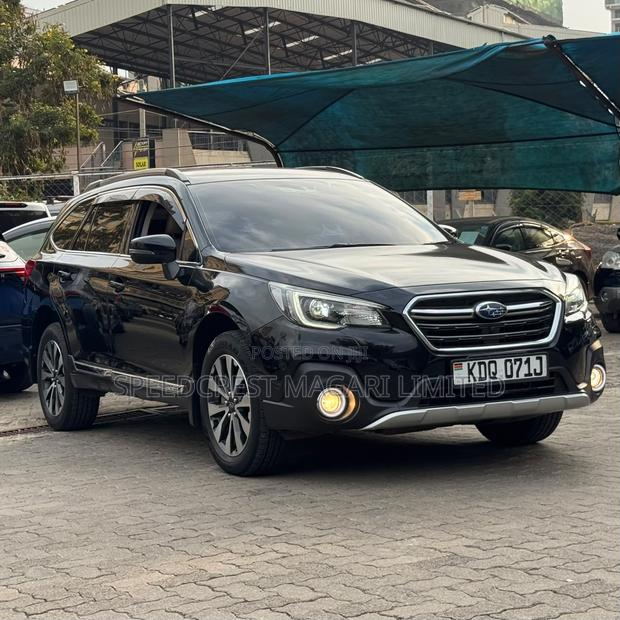 Subaru Outback 2017 Black