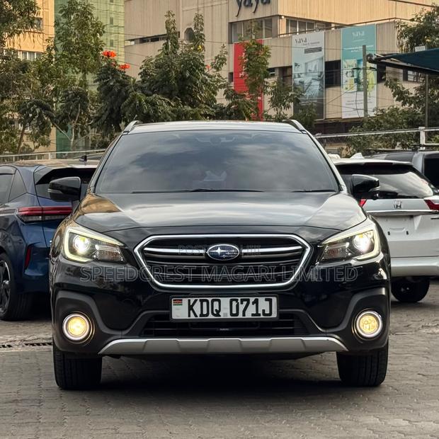 Subaru Outback 2017 Black