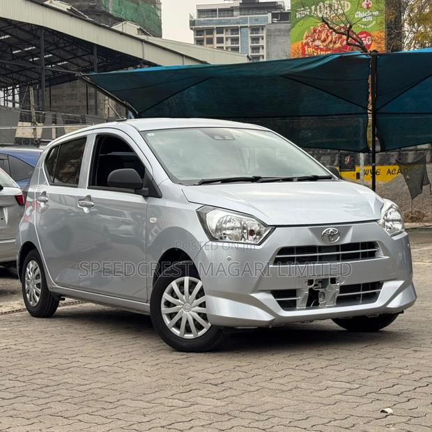 Toyota Pixis 2019 Silver
