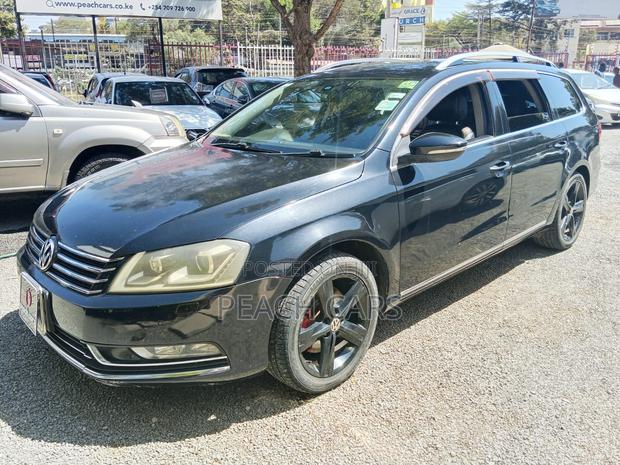 Volkswagen Passat 2011 Black