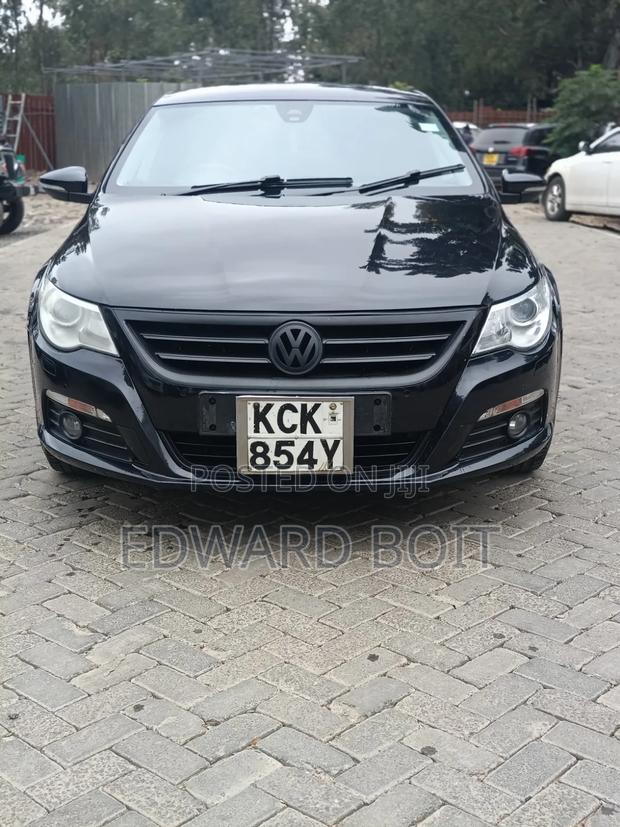 Volkswagen Passat 2010 Black