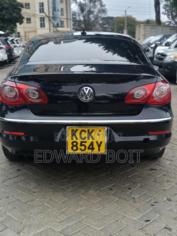 Volkswagen Passat 2010 Black