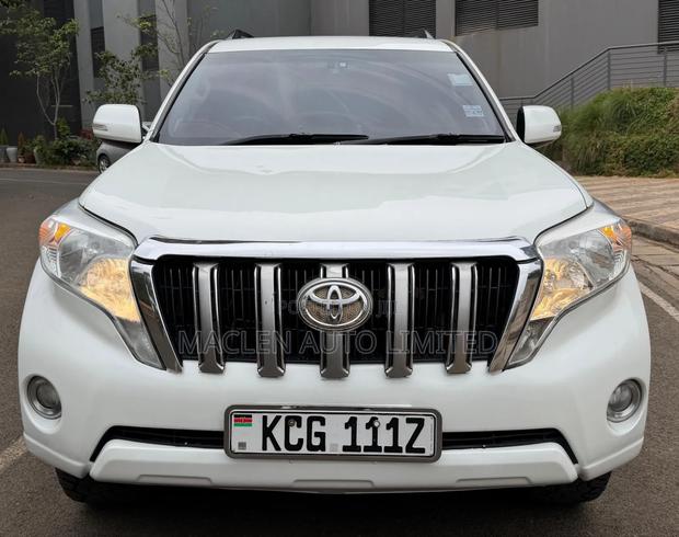Toyota Land Cruiser Prado 2010 White
