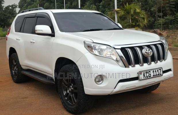 Toyota Land Cruiser Prado 2010 White
