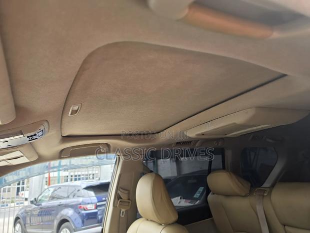 Toyota Land Cruiser Prado 2012 Gray
