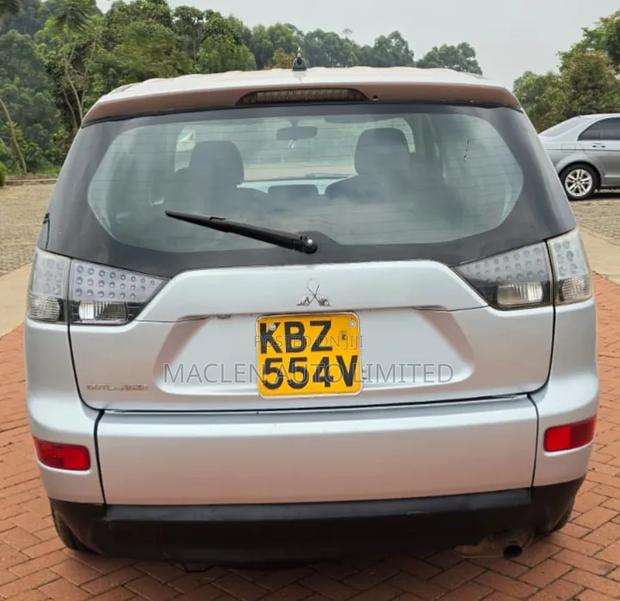 Mitsubishi Outlander 2007 Silver