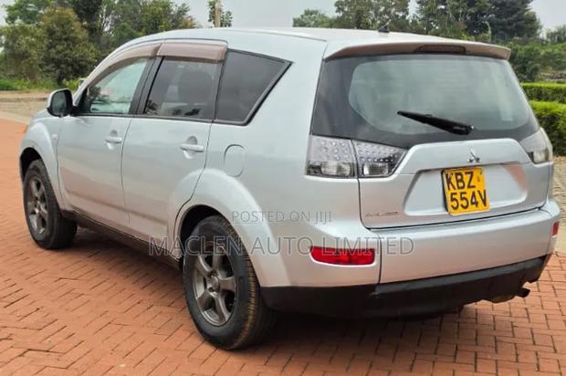 Mitsubishi Outlander 2007 Silver