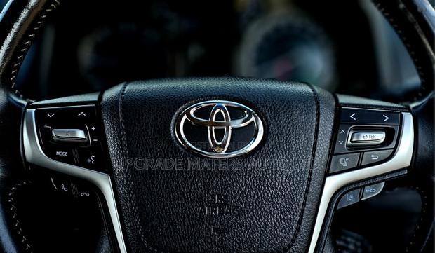 Toyota Land Cruiser Prado 2.8 2019 Black