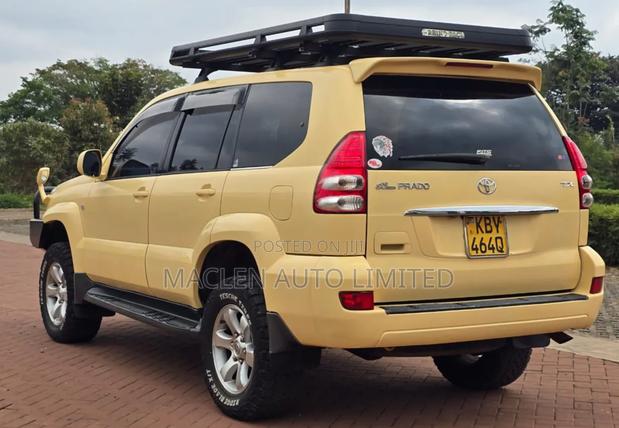 Toyota Land Cruiser Prado 2007 Yellow