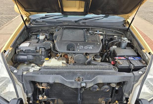 Toyota Land Cruiser Prado 2007 Yellow