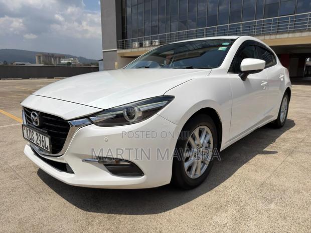 Mazda Axela 2018 White