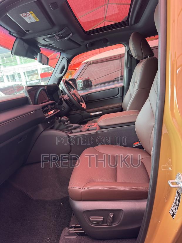 Toyota Land Cruiser Prado 2.8 2025 Brown