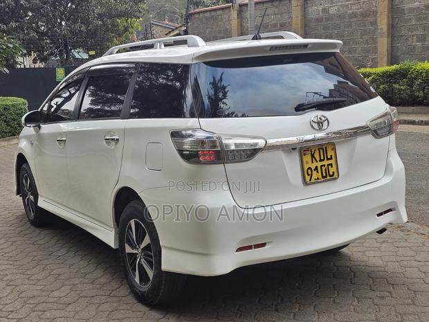 Toyota Wish 2015 White