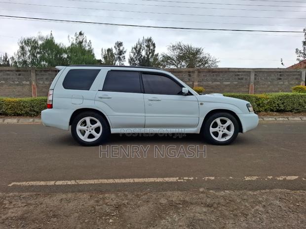 Subaru Forester 2006 White