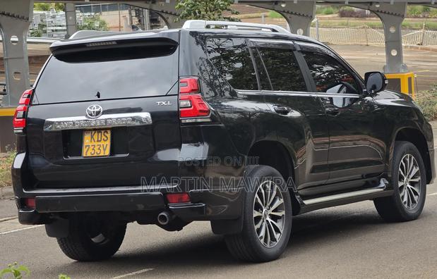 Toyota Land Cruiser Prado 2020 Black