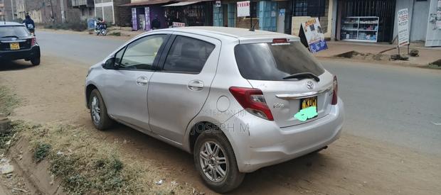 Toyota Vitz 2016 Silver