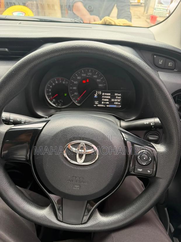 Toyota Vitz 2017 White