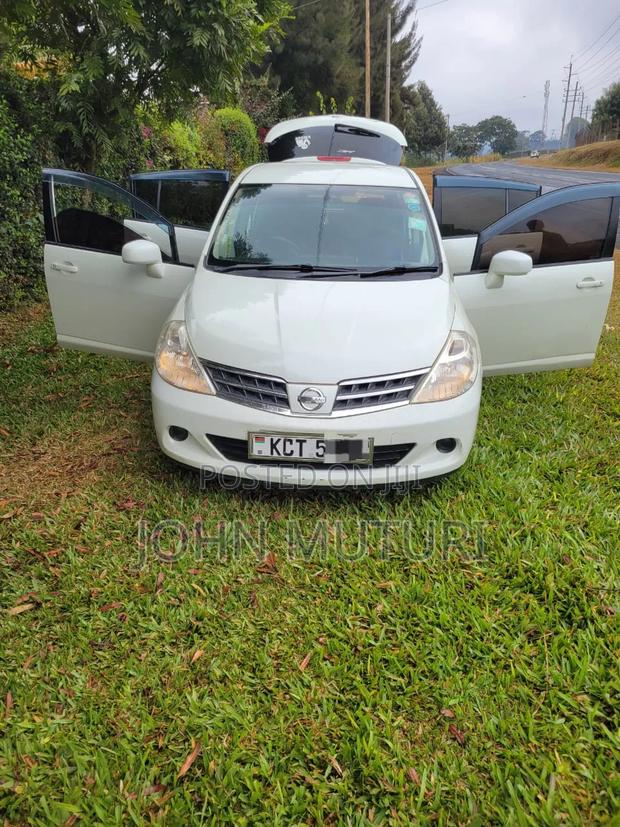 Nissan Tiida 2011 White