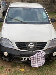 Nissan Pick-Up 2008 White for sale