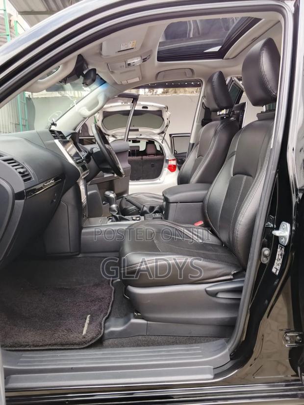 Toyota Land Cruiser Prado 2019 Black