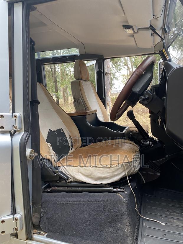 Land Rover Defender 2011 Gray