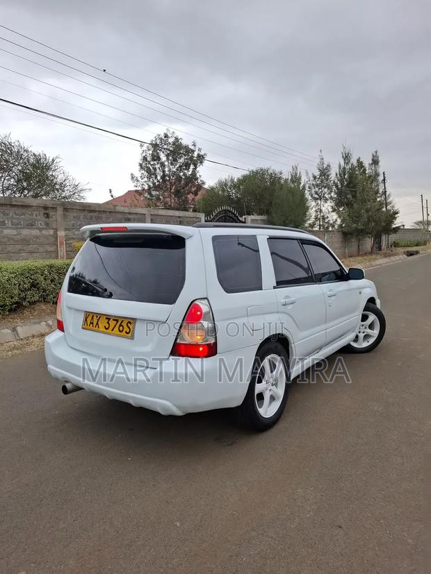 Subaru Forester 2006 White