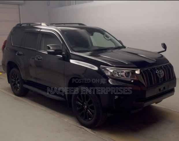 Toyota Land Cruiser Prado 2021 Black
