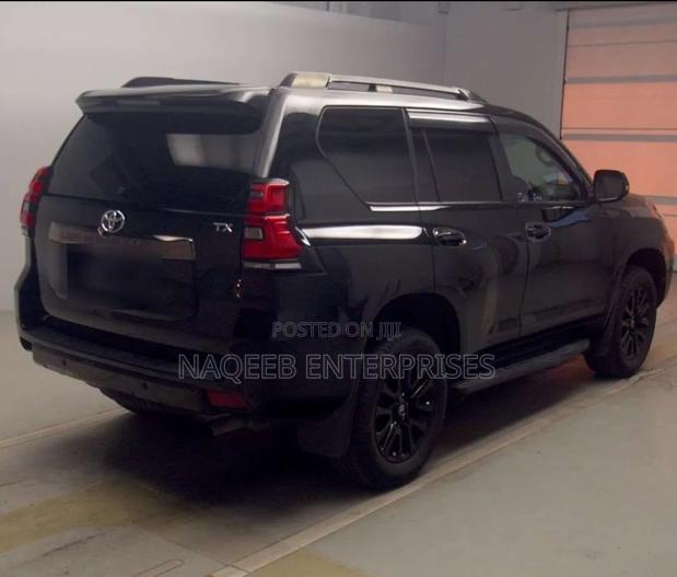 Toyota Land Cruiser Prado 2021 Black