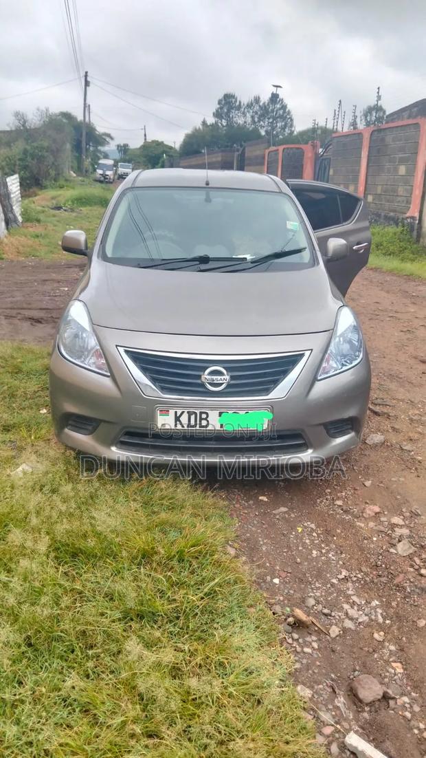Nissan Latio 2014