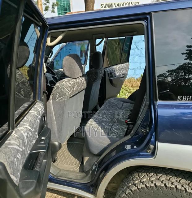 Mitsubishi Pajero IO 2002 Blue
