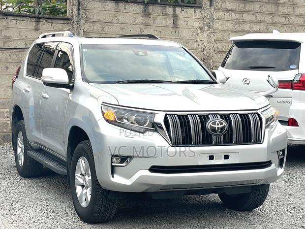 Toyota Land Cruiser Prado 2.7 2019 Silver
