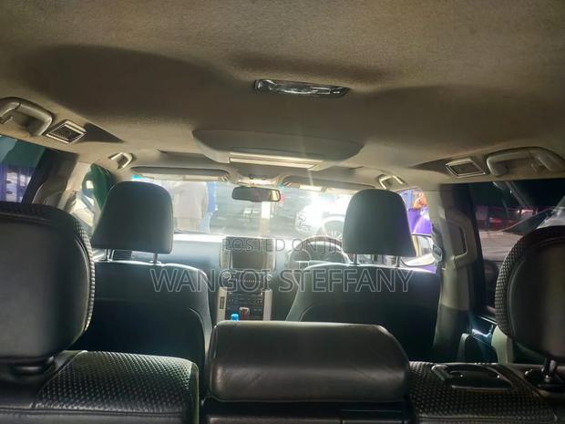 Toyota Land Cruiser Prado 2010 White