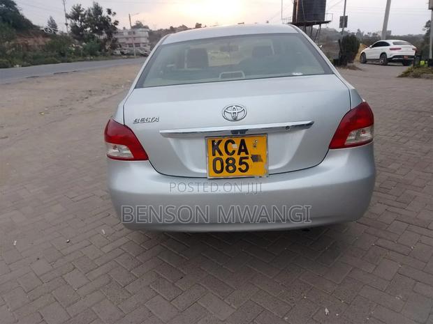 Toyota Belta 2006 Silver