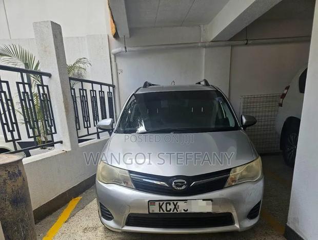 Toyota Corolla Fielder 2012 Silver
