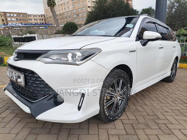 Toyota Corolla Fielder 2017 White