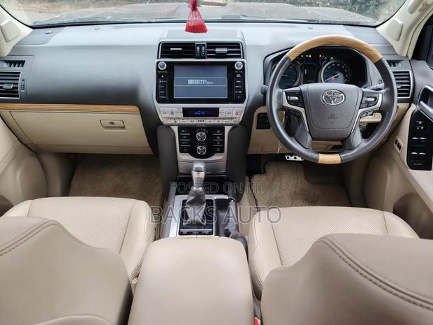 Toyota Land Cruiser Prado 2.8 2018 Black