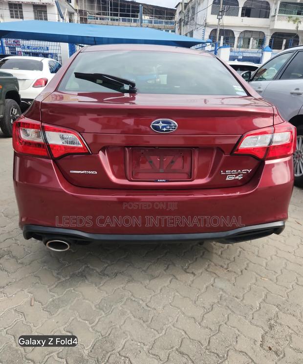 Subaru Legacy 2018 Burgundy